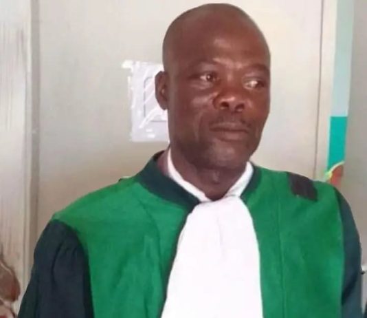 Un Exploit Inspirant : Le Chauffeur de Bus de la SOTRA, Kouamé Kouadio, Décroche son Doctorat après 21 Ans de Service