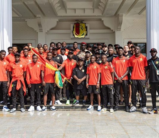 Le Syli National de Guinée Honore le Président Doumbouya lors d’une Cérémonie Mémorable au Palais Mohamed V