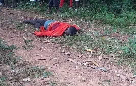 Infidélité à Séguéla 🇨🇮 : Un Homme Tue l’Amant de sa Femme à Coups de Machette sous l’Effet de la Colère